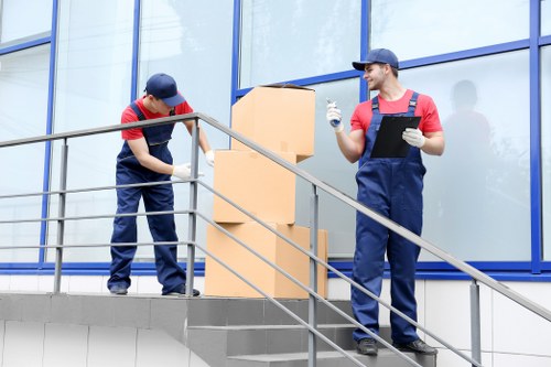 Professional packing services in Goodmayes for a smooth home move