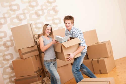Customer collecting stored goods before agreement end